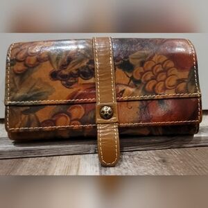 Patricia Nash Trifold Wallet